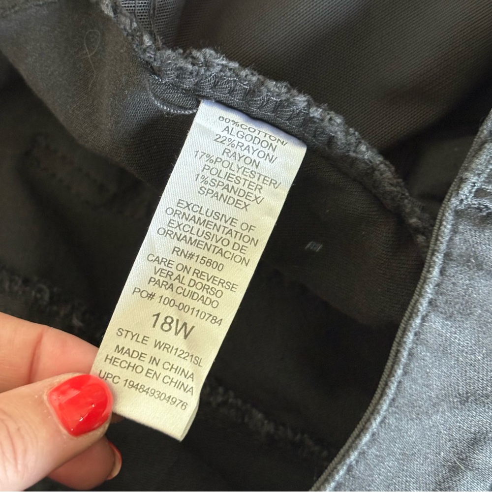 Democracy “Ab”solution Itty Bitty Boot Pants Blac… - image 11